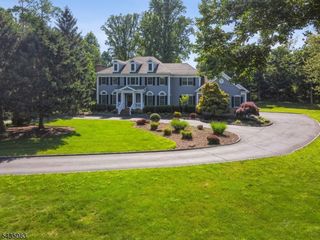 63 Emily Rd, Bernards Twp., NJ 07931