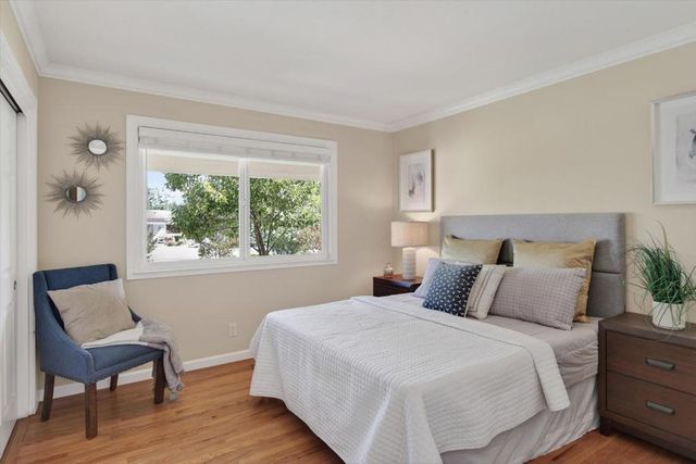 20154 KNOLLWOOD Drive, Saratoga, CA 95070