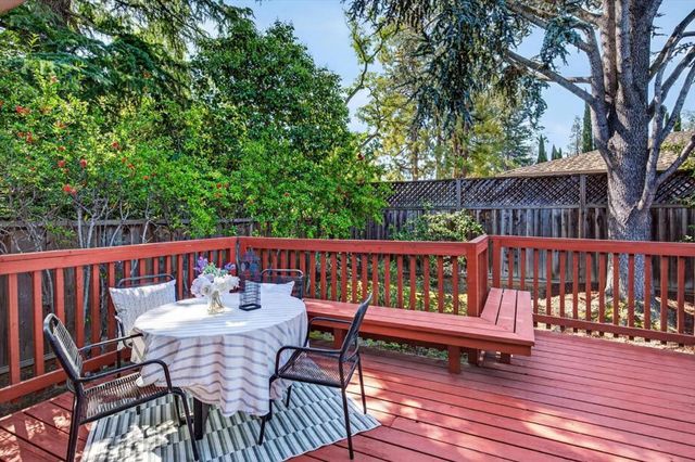 20154 KNOLLWOOD Drive, Saratoga, CA 95070