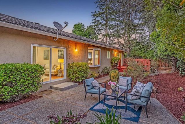 20154 KNOLLWOOD Drive, Saratoga, CA 95070