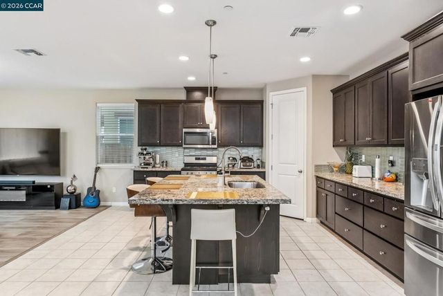 813 Stickney Way, Oakley, CA 94561