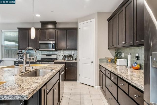 813 Stickney Way, Oakley, CA 94561