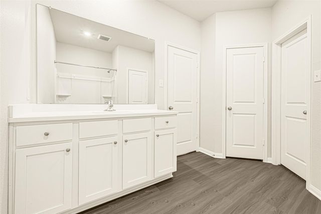 8036 Alpine Bearberry Drive, Houston, TX 77016
