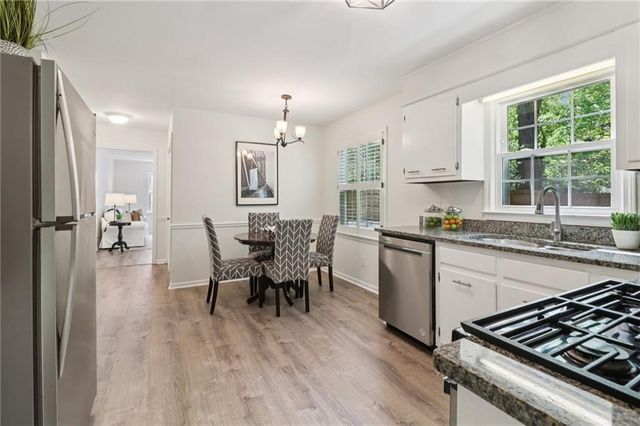 571 Densley Drive, Decatur, GA 30033