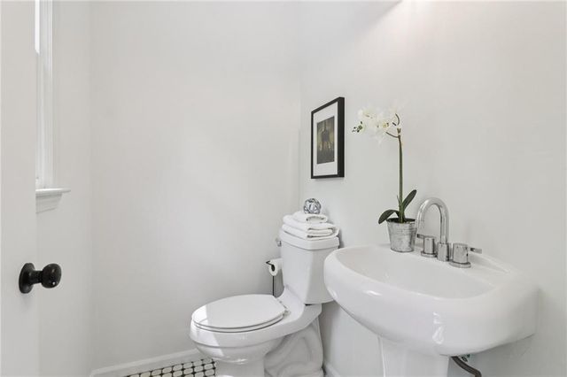 571 Densley Drive, Decatur, GA 30033