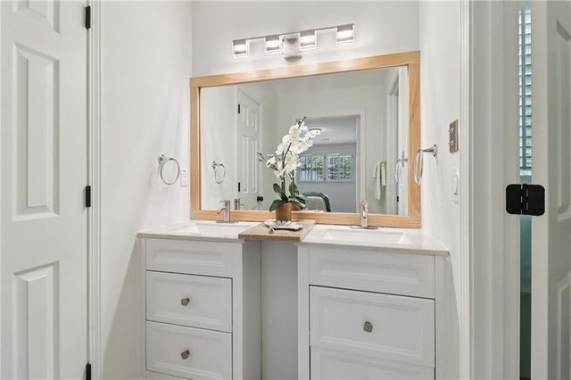 571 Densley Drive, Decatur, GA 30033