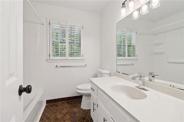 571 Densley Drive, Decatur, GA 30033