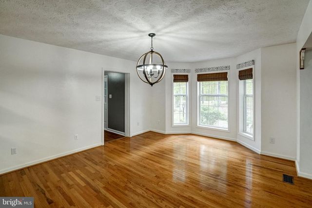 130 OAKLEIGH LN, Bumpass, VA 23024