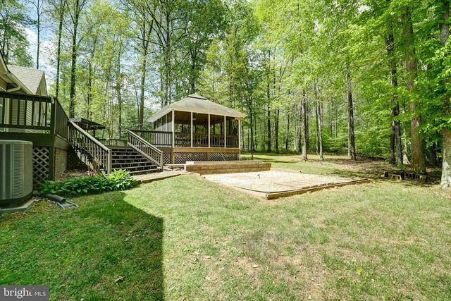 130 OAKLEIGH LN, Bumpass, VA 23024