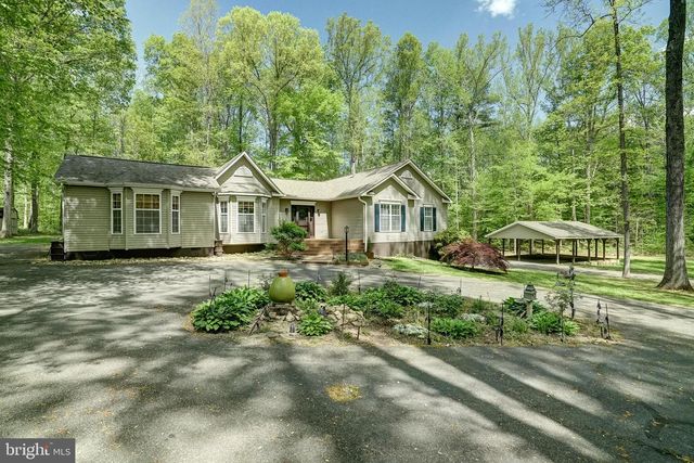 130 OAKLEIGH LN, Bumpass, VA 23024