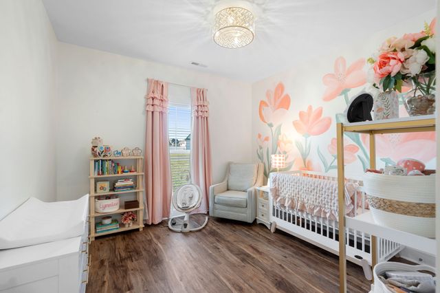 10111 Crookedhorn Ct, Bell Buckle, TN 37020