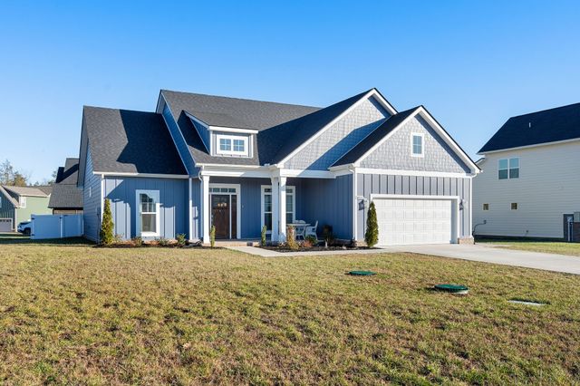 10111 Crookedhorn Ct, Bell Buckle, TN 37020