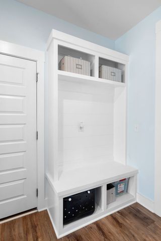 10111 Crookedhorn Ct, Bell Buckle, TN 37020