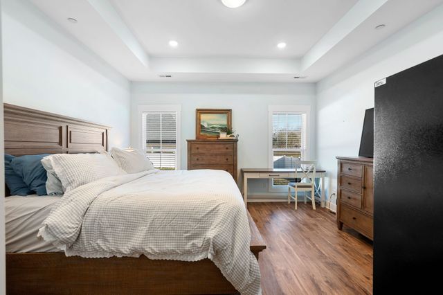 10111 Crookedhorn Ct, Bell Buckle, TN 37020