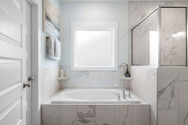 10111 Crookedhorn Ct, Bell Buckle, TN 37020