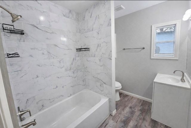 309 E Pine Street, Daisetta, TX 77533