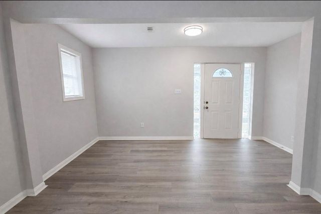 309 E Pine Street, Daisetta, TX 77533