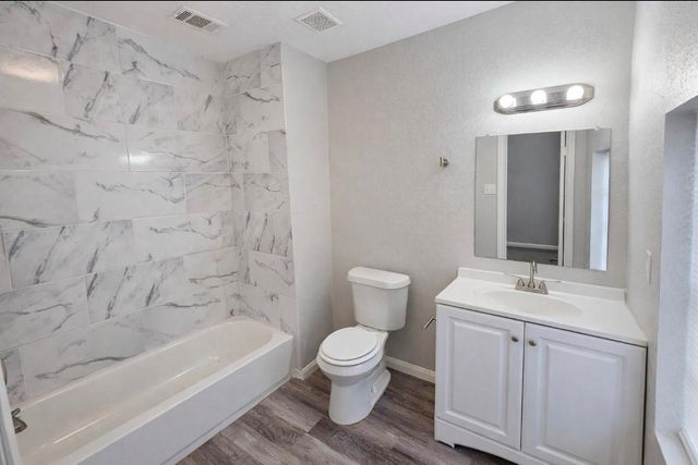 309 E Pine Street, Daisetta, TX 77533