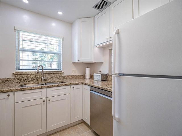 34 Vista Gardens Trail 107, Vero Beach, FL 32962