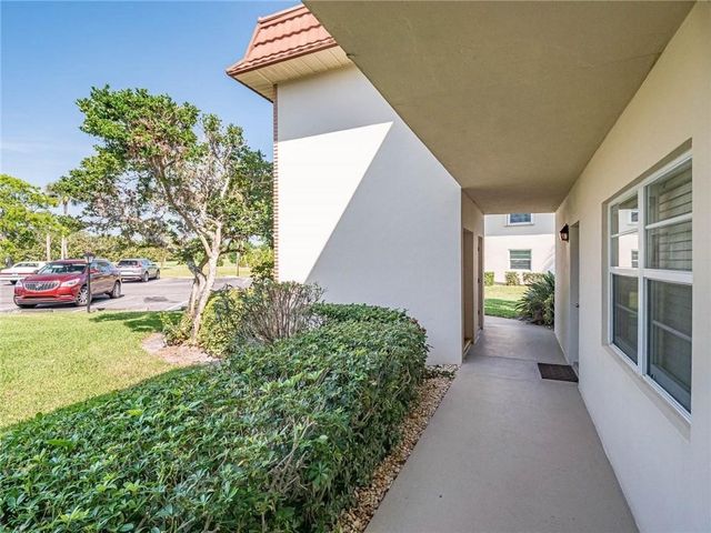 34 Vista Gardens Trail 107, Vero Beach, FL 32962