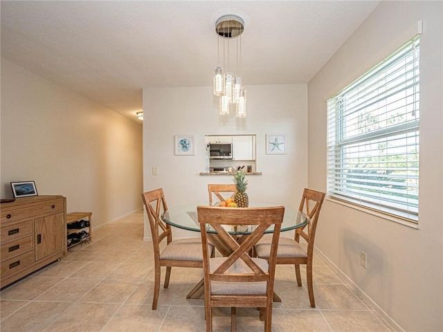 34 Vista Gardens Trail 107, Vero Beach, FL 32962