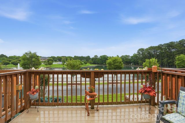 122 Water Oak Drive, Pineville, NC 28134