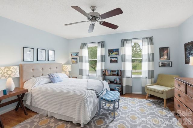 122 Water Oak Drive, Pineville, NC 28134