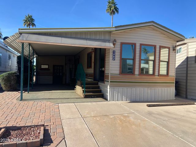 1262 S SHAWNEE Drive, Apache Junction, AZ 85119