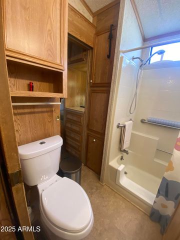 1262 S SHAWNEE Drive, Apache Junction, AZ 85119