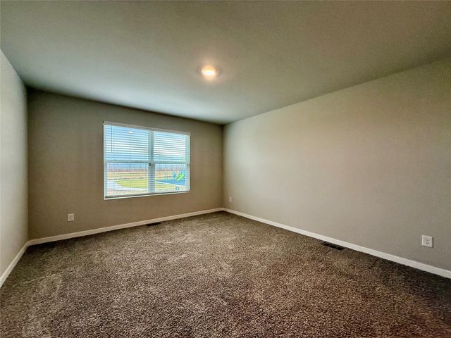 10436 Southerwick Place, Johnston, IA 50131