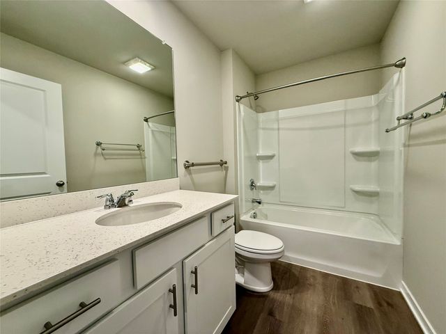 10436 Southerwick Place, Johnston, IA 50131