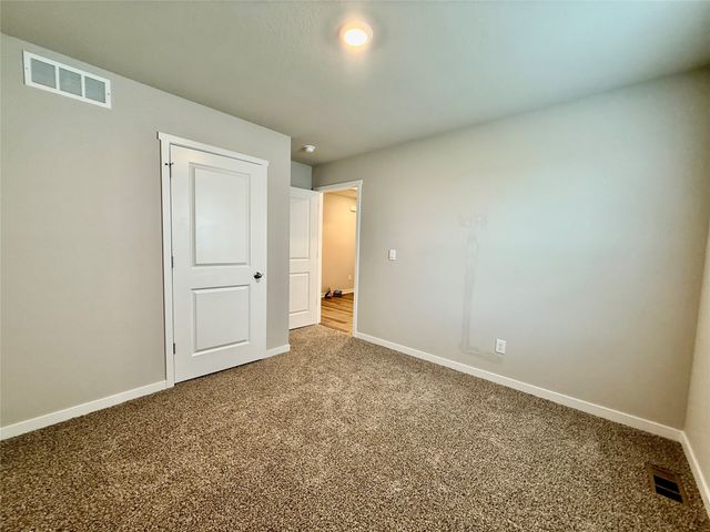 10436 Southerwick Place, Johnston, IA 50131