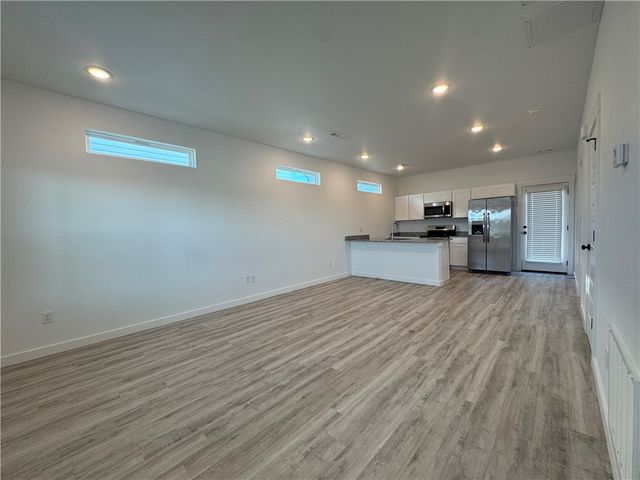 1041 Kentucky Avenue, Bentonville, AR 72713