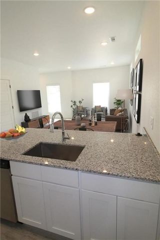 1041 Kentucky Avenue, Bentonville, AR 72713