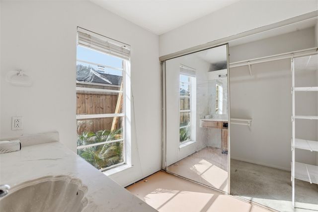 12066 Kleinmeadow Drive, Houston, TX 77066