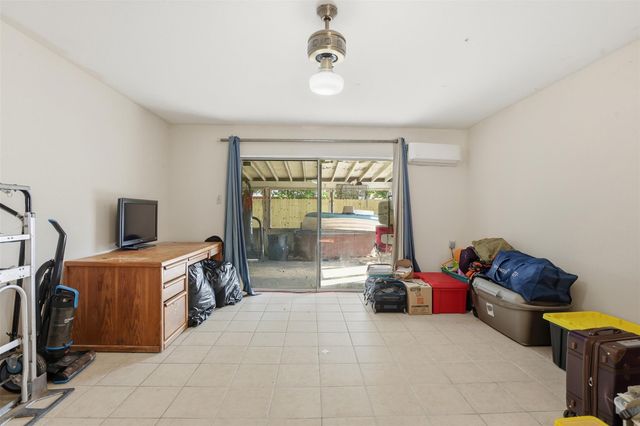 12066 Kleinmeadow Drive, Houston, TX 77066