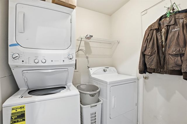 12066 Kleinmeadow Drive, Houston, TX 77066