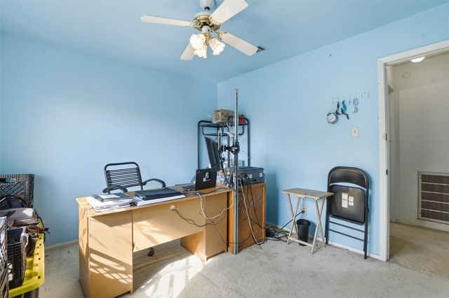 12066 Kleinmeadow Drive, Houston, TX 77066