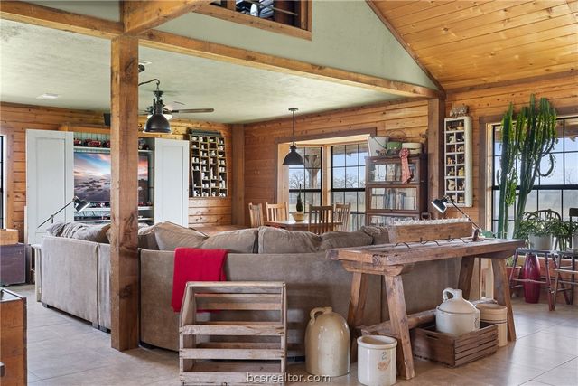 8501 Grassbur Road, Bryan, TX 77808