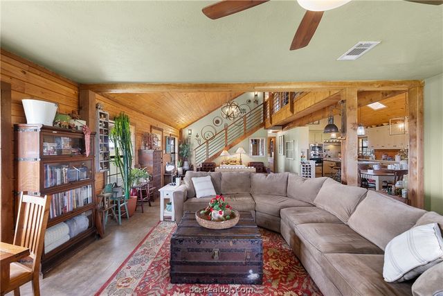 8501 Grassbur Road, Bryan, TX 77808