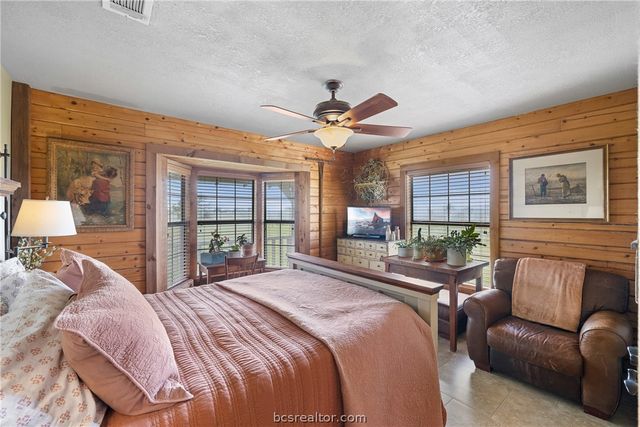 8501 Grassbur Road, Bryan, TX 77808