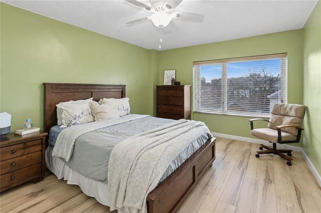 4545 Wornall Road 310, Kansas City, MO 64111
