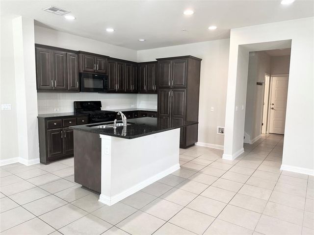 6814 E Riverside DR 26, Austin, TX 78741
