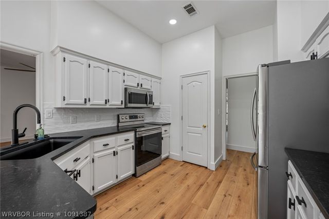 810 Karry Lane, Fort Smith, AR 72916