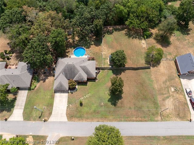 810 Karry Lane, Fort Smith, AR 72916