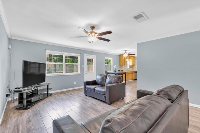 4801 Saguaro RD, Austin, TX 78744