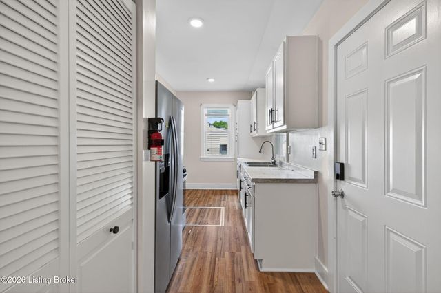 935 Samuel St, Louisville, KY 40204