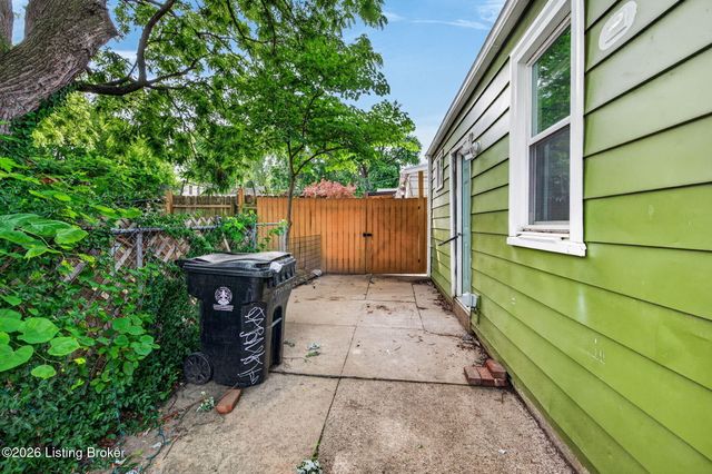 935 Samuel St, Louisville, KY 40204