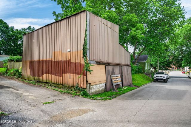 935 Samuel St, Louisville, KY 40204