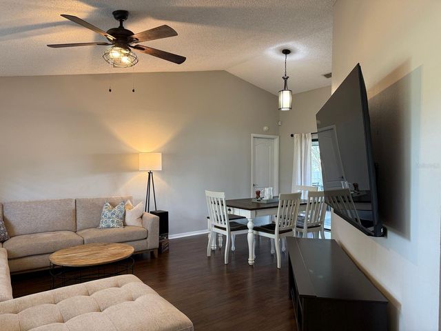 3916 CREWS LAKE DRIVE, Lakeland, FL 33813